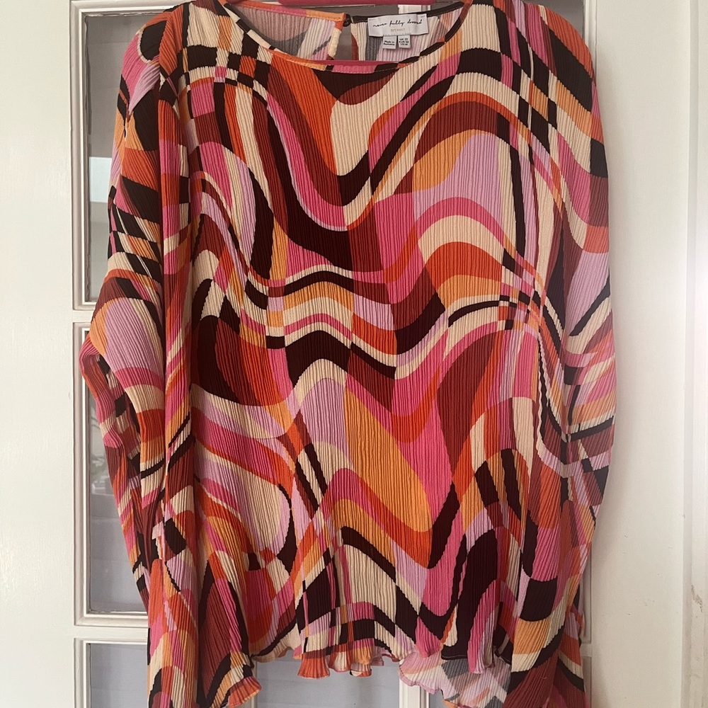 Never Fully Dressed Retro Plisse Top
US sz 18
